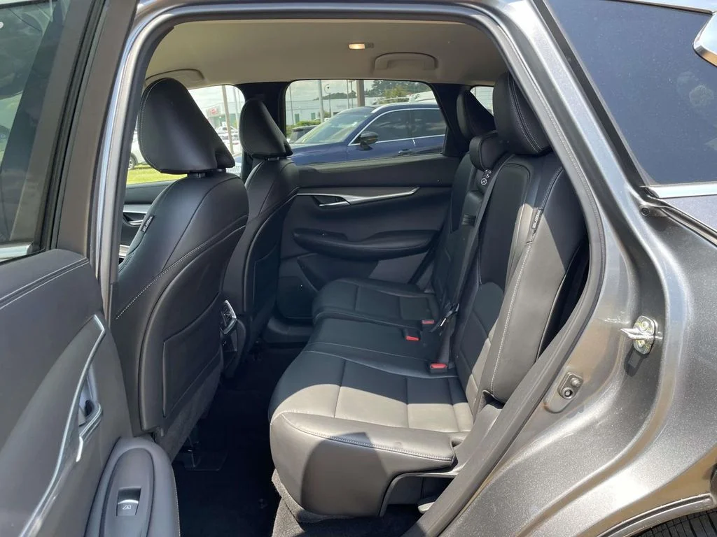 Used 2022 Gray INFINITI PURE image 11