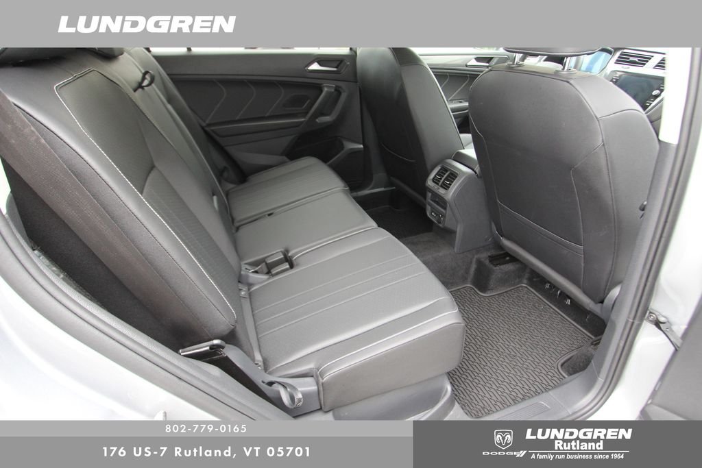 Used 2024 Gray Volkswagen 2.0T SE image 18