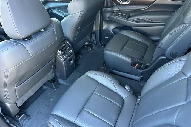 New 2026 AUTUMN GREEN METALLIC Subaru Touring 7-Passenger image 9