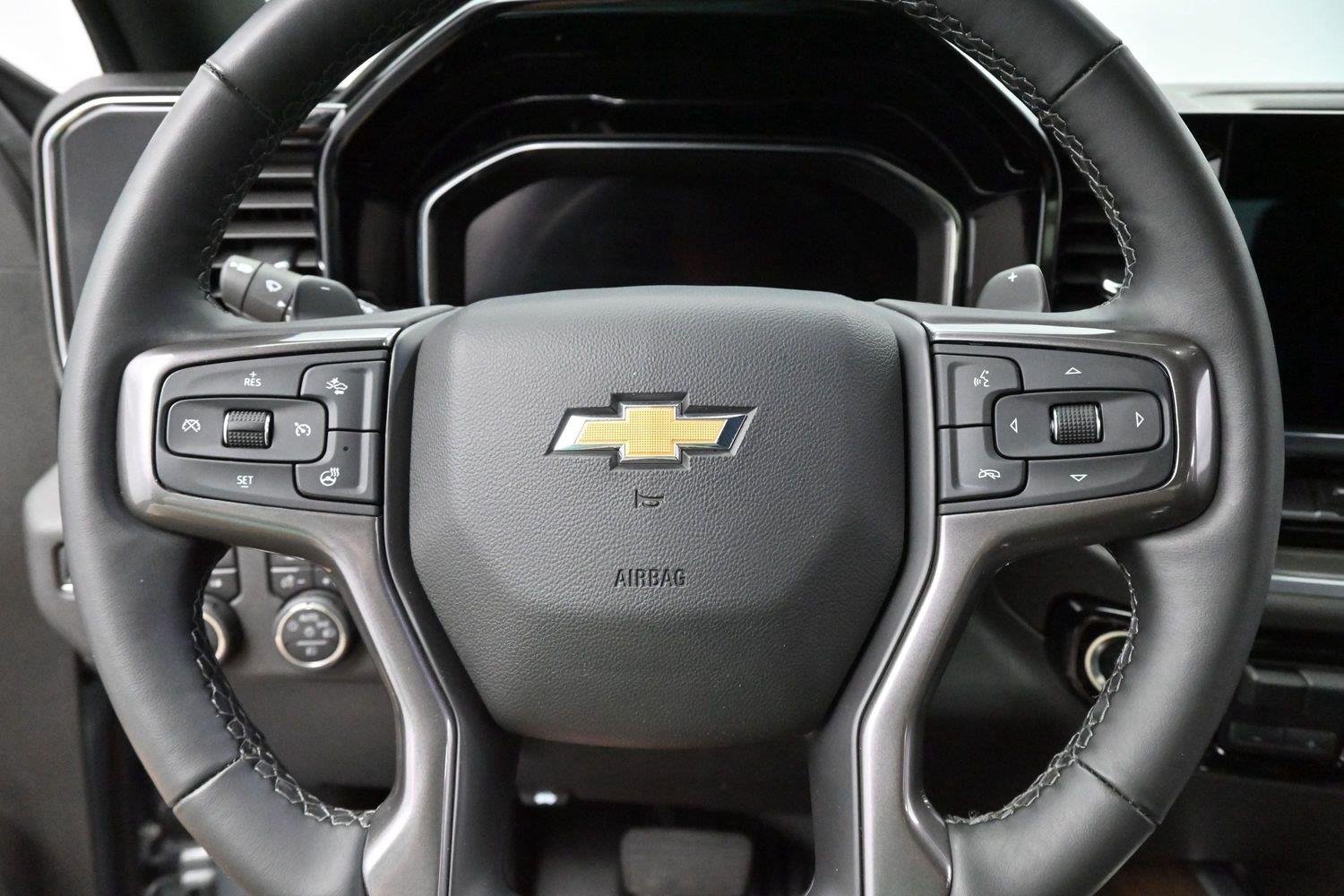 Used 2025 Sterling Gray Metallic Chevrolet High Country image 16