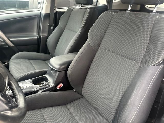 Used 2018 White Toyota Adventure image 10