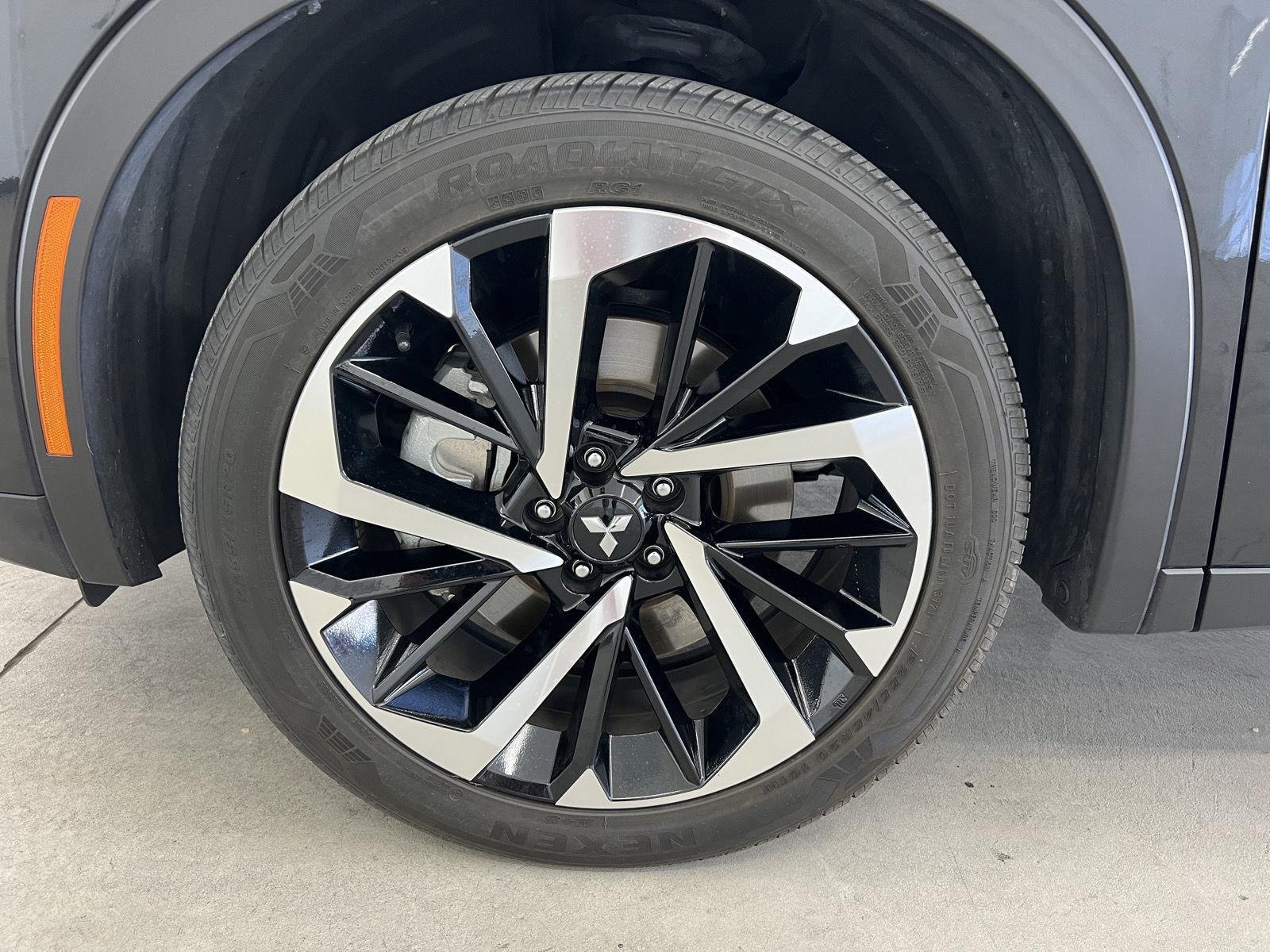 2022 Mitsubishi Outlander ES - Photo 7