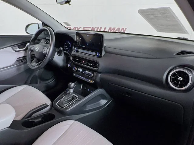 Used 2023 White Hyundai SEL image 39