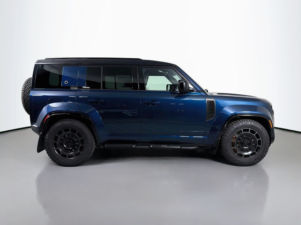 New 2026 Sargasso Blue Land Rover  OCTA image 4