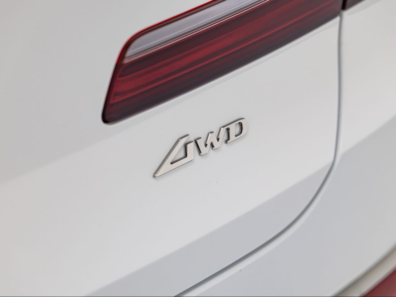 New 2026 Alta White Genesis 2.5T ADVANCED image 16