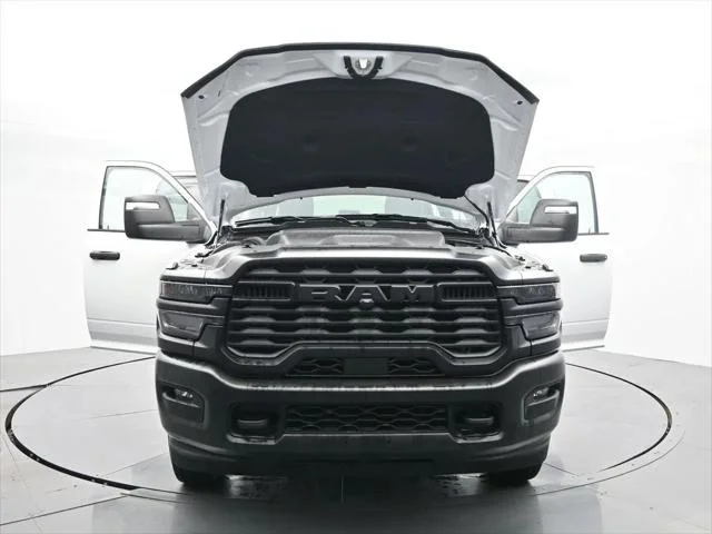 New 2026 Bright White Clear-Coat Exterior Paint RAM TRADESMAN image 43