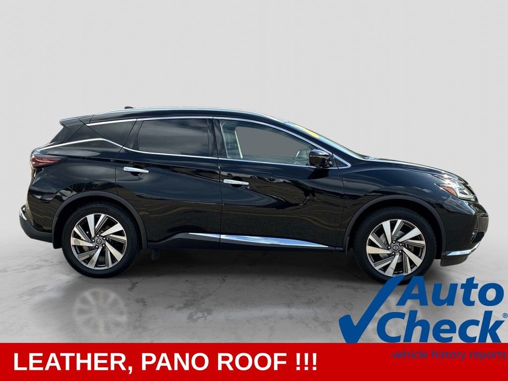 Used 2020 Black Nissan SL image 8