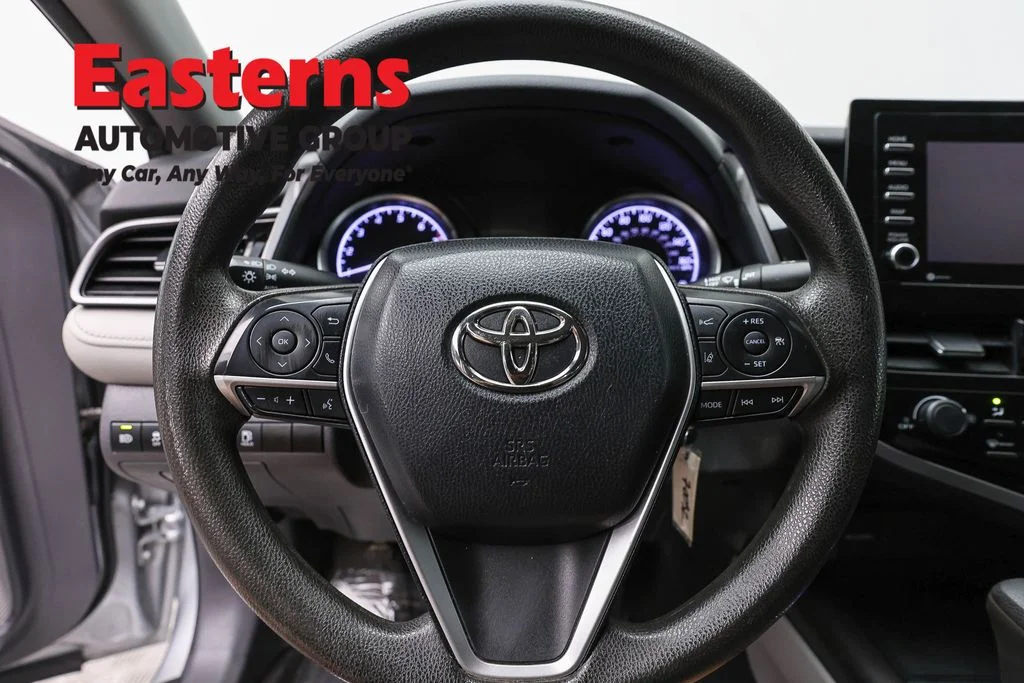 Used 2021 Silver Toyota LE image 10