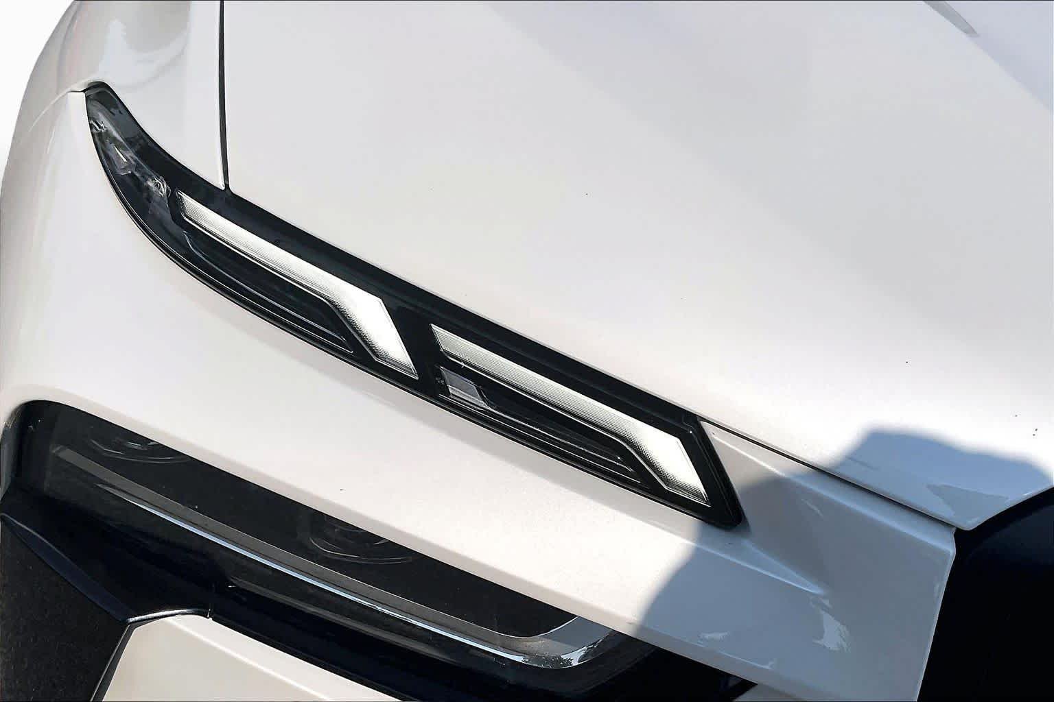 Certified Used 2024 Mineral White Metallic BMW M60i image 29