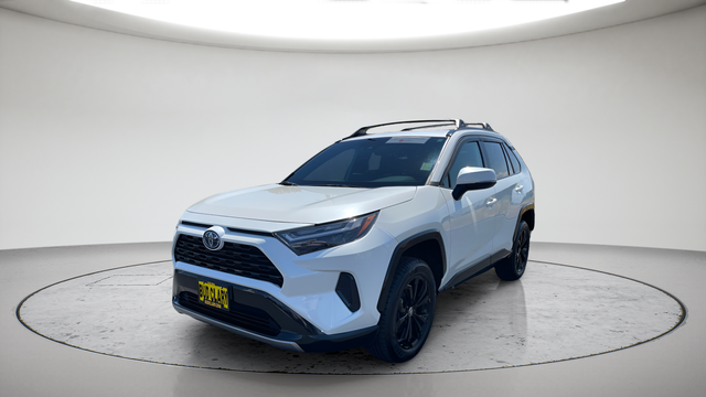 2022 Toyota RAV4 Hybrid SE