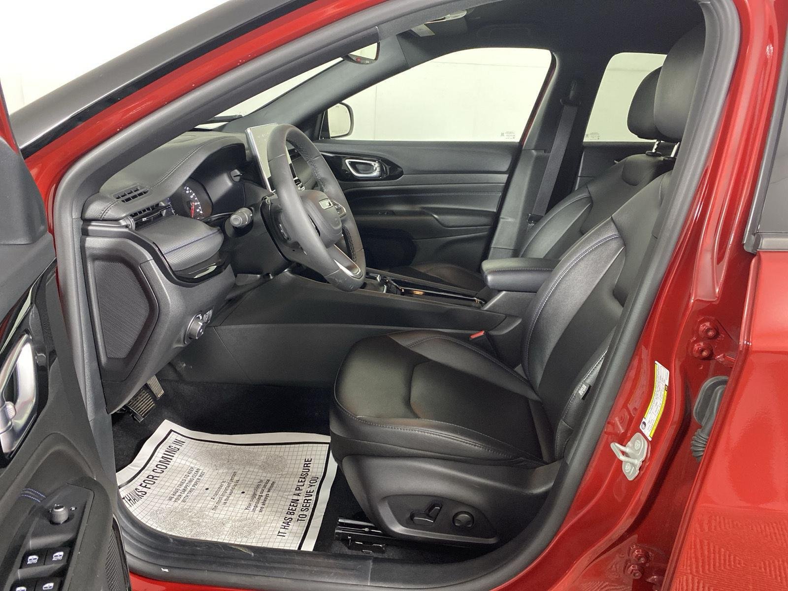 Used 2026 Red Hot Pearlcoat Jeep Limited Altitude image 8