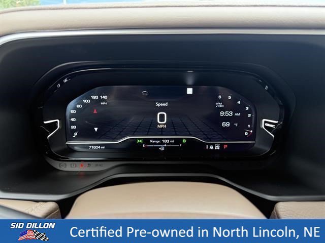 Used 2022 White Frost Tricoat GMC Denali image 13