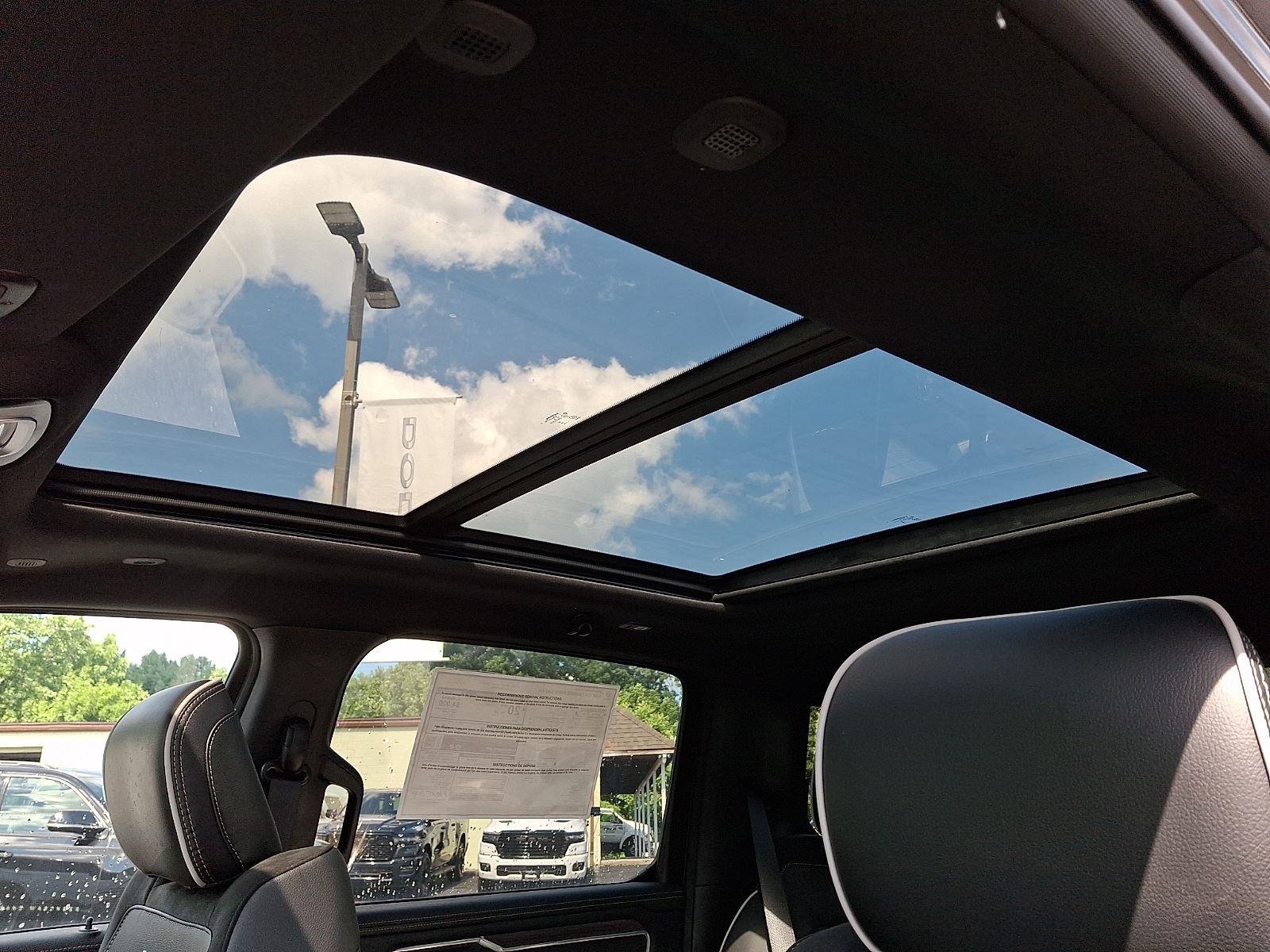 New 2026 Granite Crystal Metallic Clear-Coat Exterior Paint RAM Laramie image 10