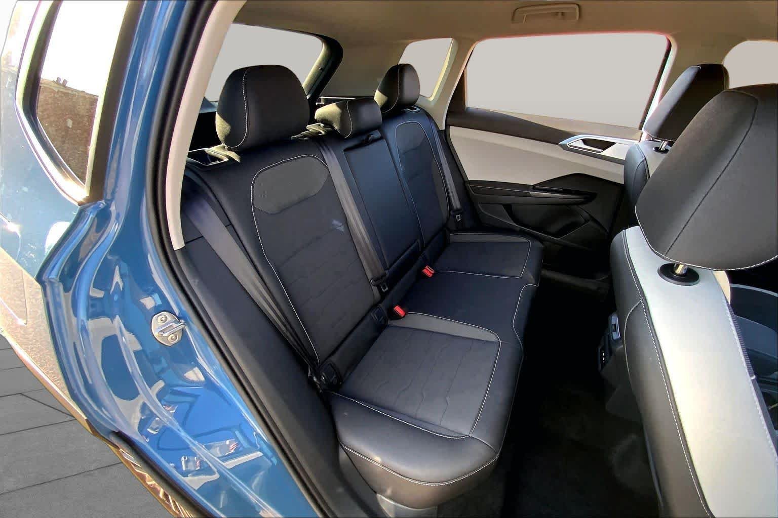 Used 2026 Monterey Blue Pearl Volkswagen SE image 20