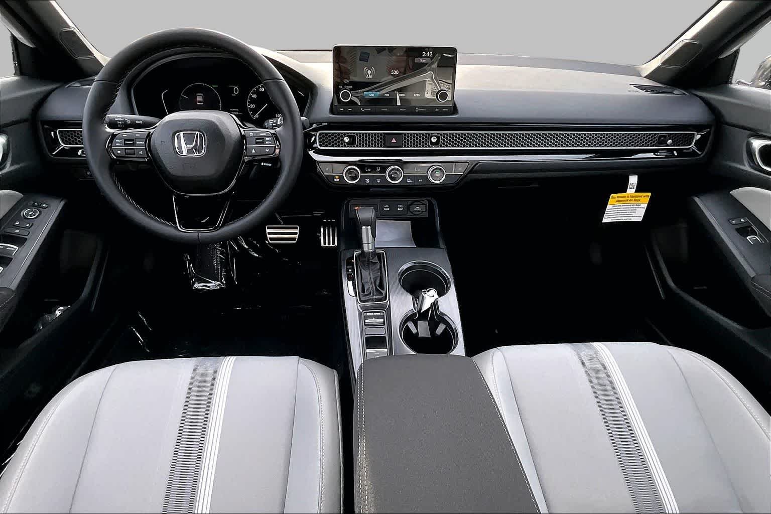 New 2026 Platinum White Pearl Honda 2WD Sport Hybrid image 5