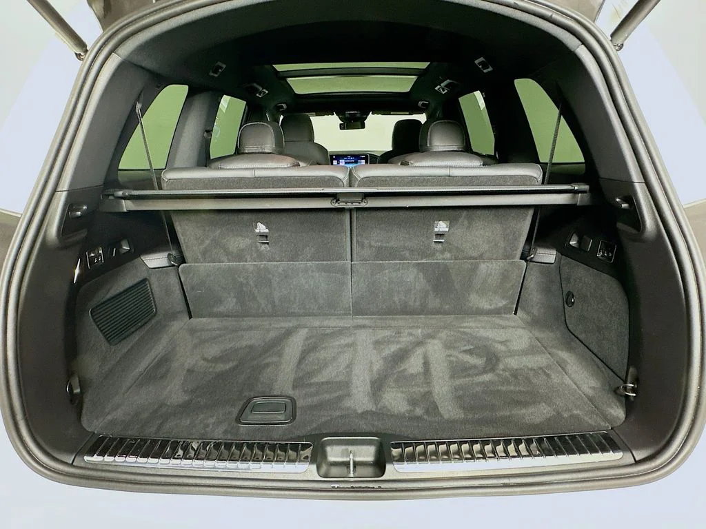 Used 2025  Mercedes-Benz GLS 450 image 28