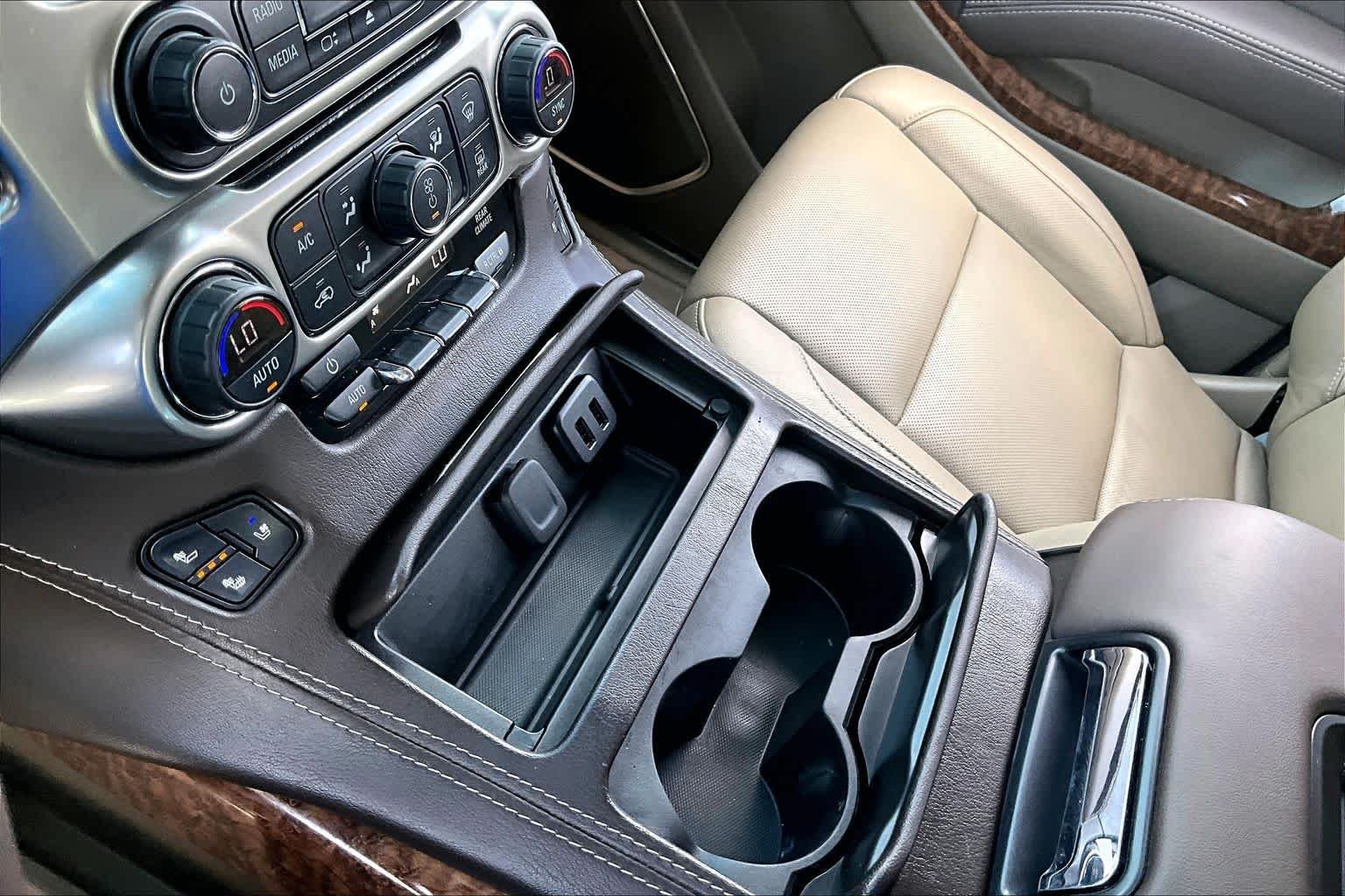 Used 2019 Black Chevrolet Premier image 15