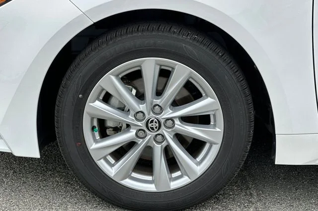 Used 2026 White Toyota LE image 32