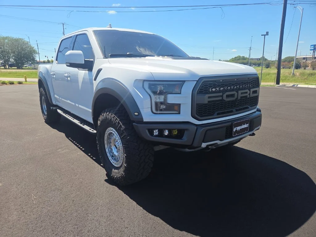 Used 2019 White Ford Raptor image 23