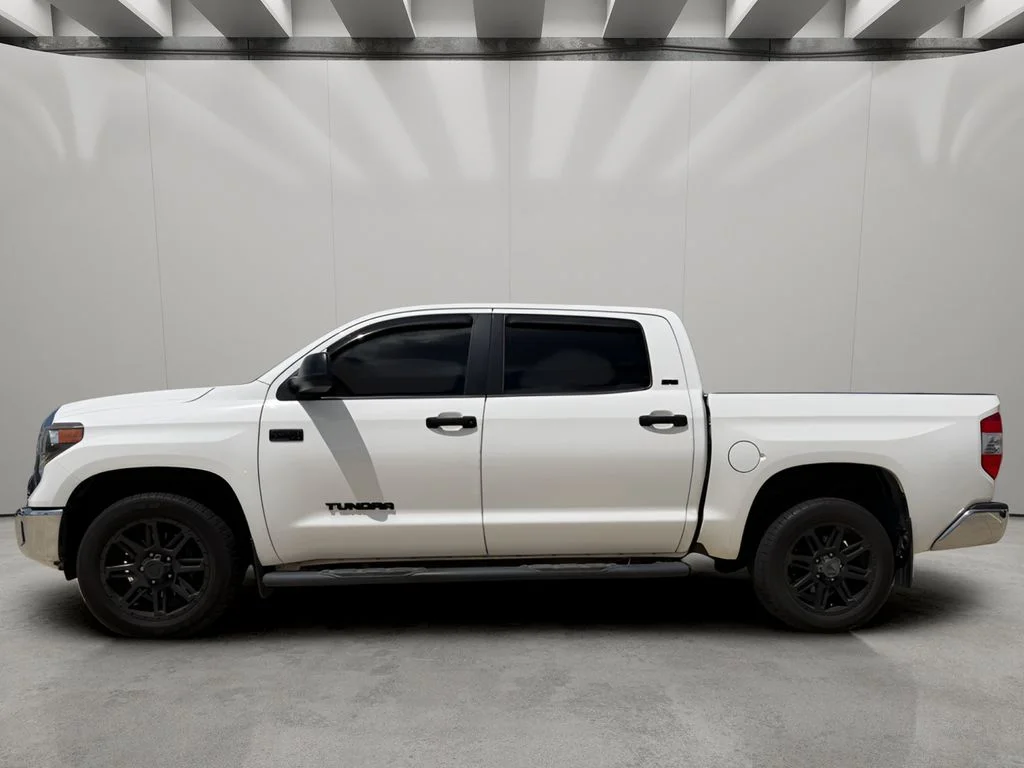 Used 2020 Super White Toyota SR5 image 2
