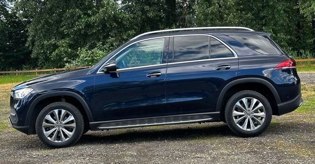 Used 2020 Blue Mercedes-Benz GLE 350 image 5
