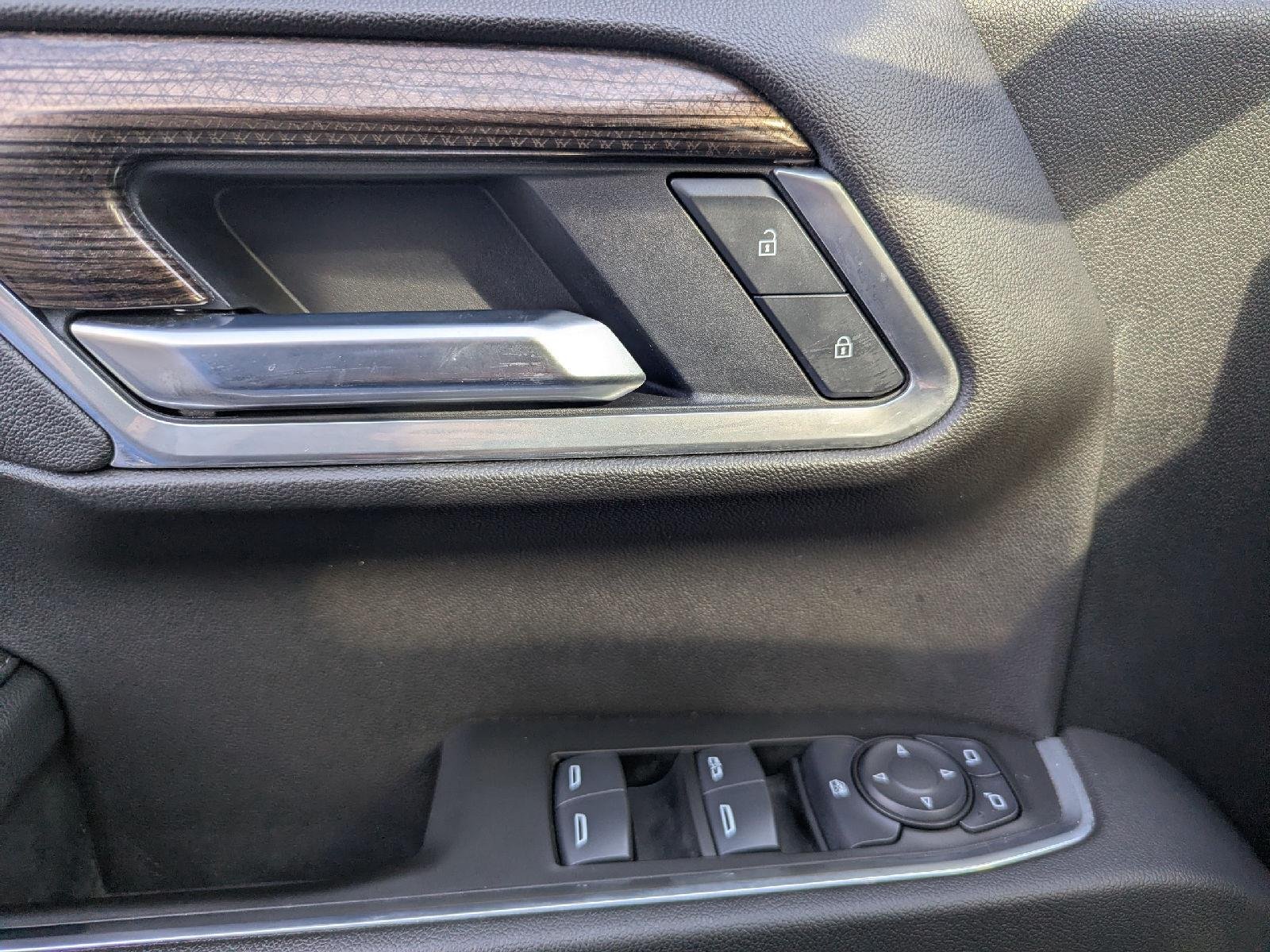 Used 2025 Riptide Blue Metallic Chevrolet LT image 22