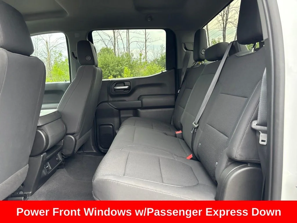 Used 2021 White Chevrolet Custom image 12