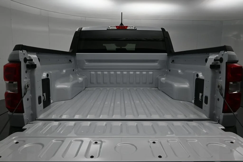 New 2026 Space White Metallic Ford XL image 15