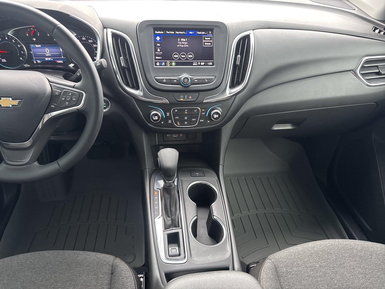 Used 2023 SUMMIT WHITE Chevrolet LT image 15
