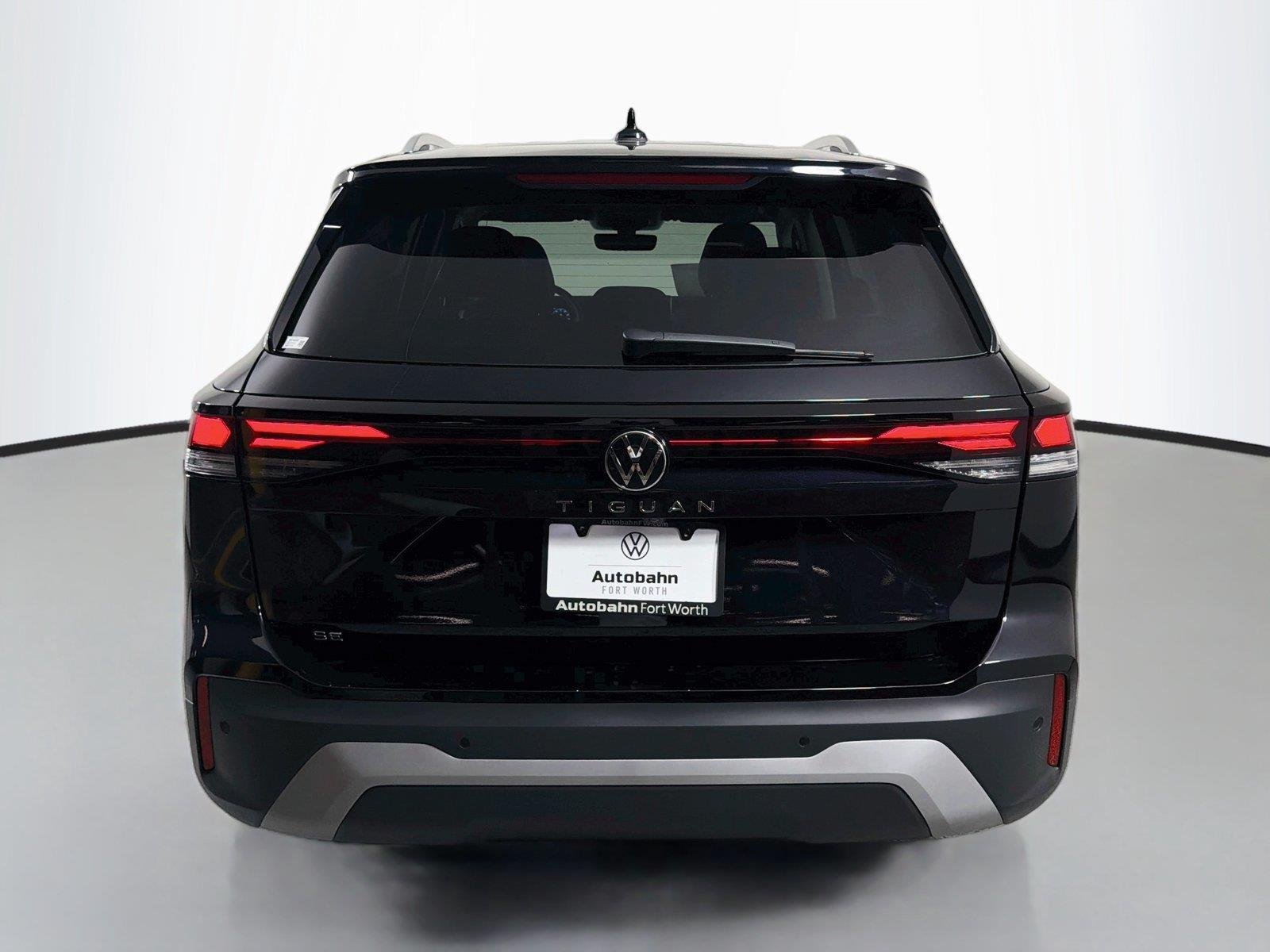 New 2026 Deep Black Pearl Volkswagen SE image 6