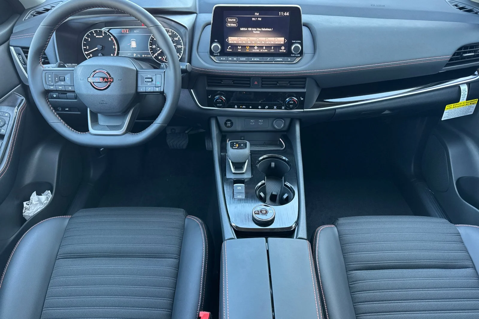 New 2026 Everest White Pearl TriCoat Nissan Rock Creek® image 13