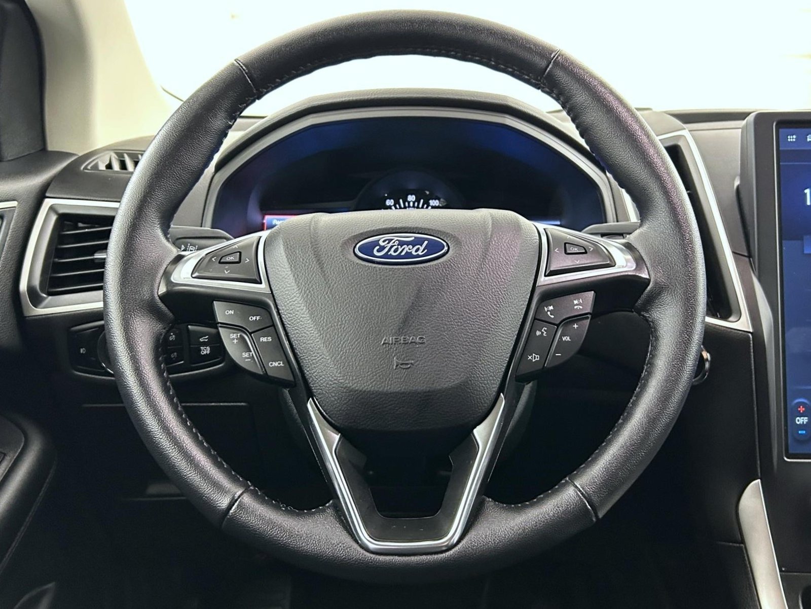 Used 2024 Blue Ford SEL image 11