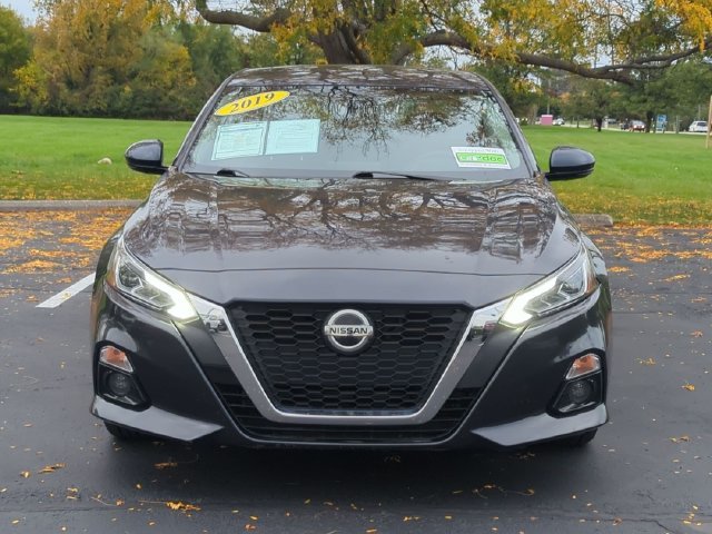 Used 2019 Storm Blue Metallic Nissan 2.5 SV image 3