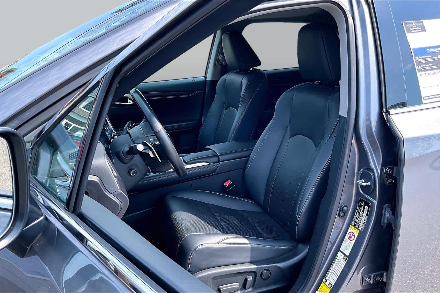 Used 2020 Nebula Gray Pearl Lexus  image 9