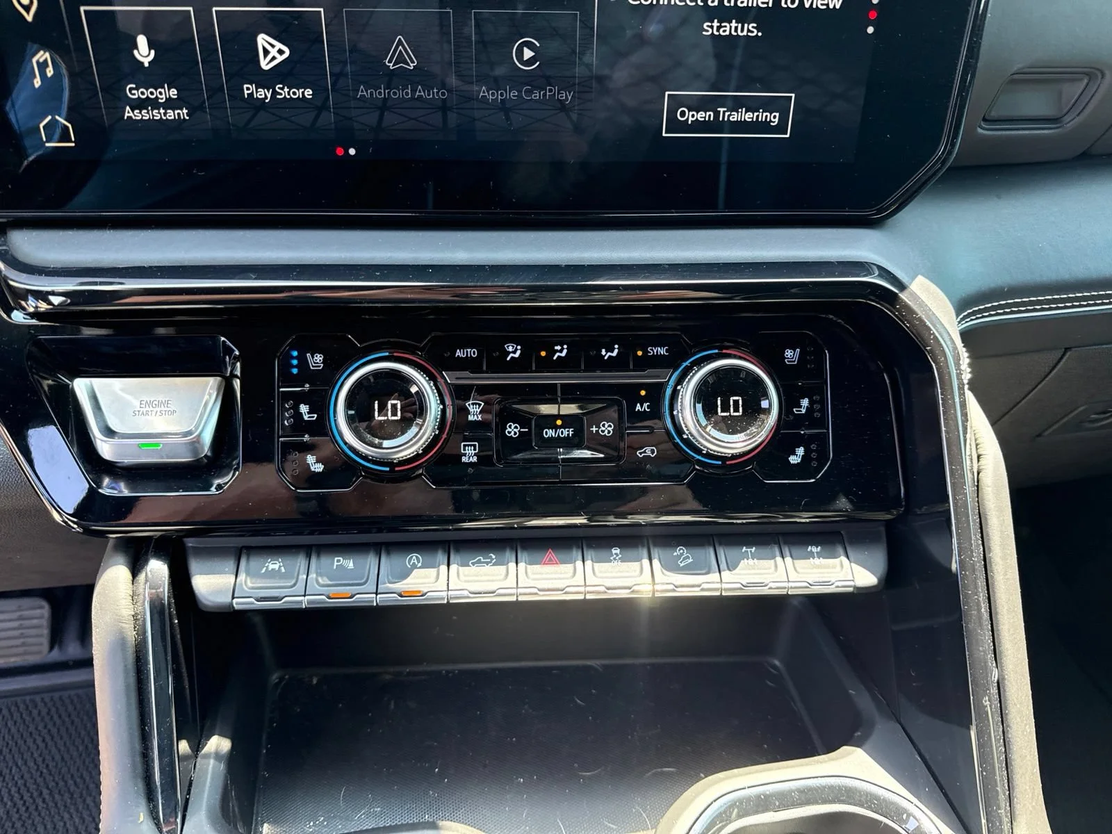 Used 2024 Onyx Black GMC AT4X image 31