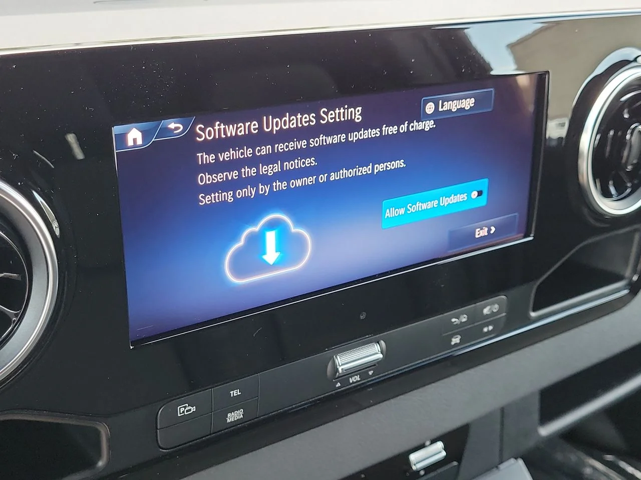 New 2026 Obsidian Black Metallic Mercedes-Benz Cargo 144 WB image 29