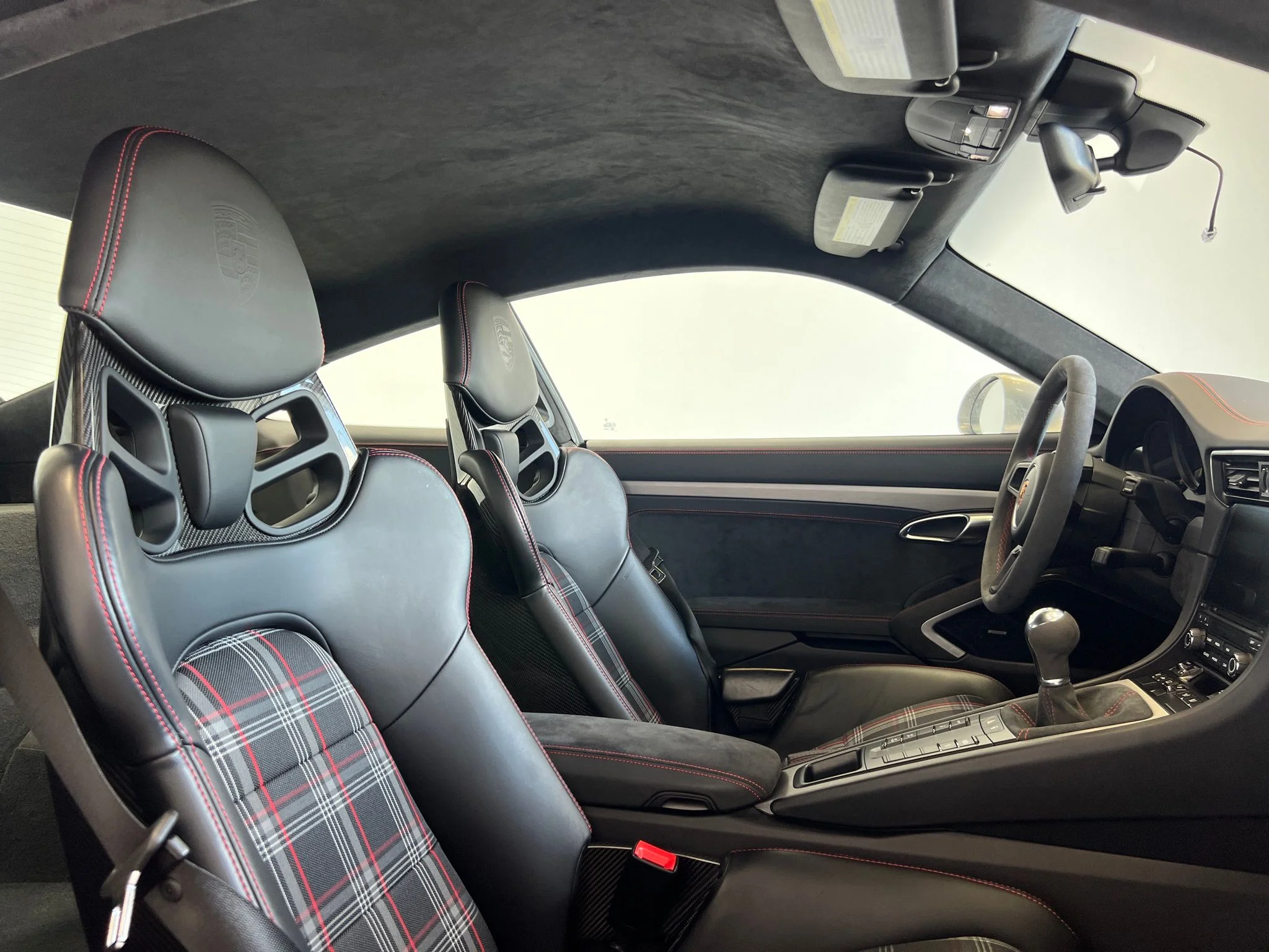 Used 2018 Silver Porsche GT3 image 19