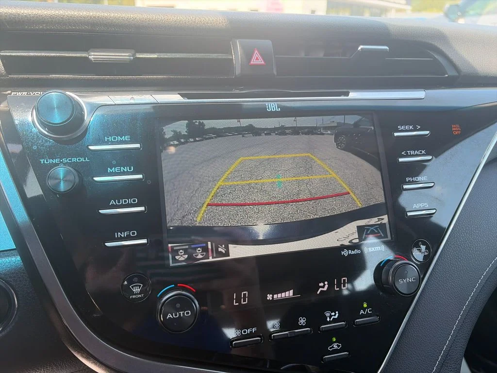 Used 2018 Black Toyota XSE V6 image 22