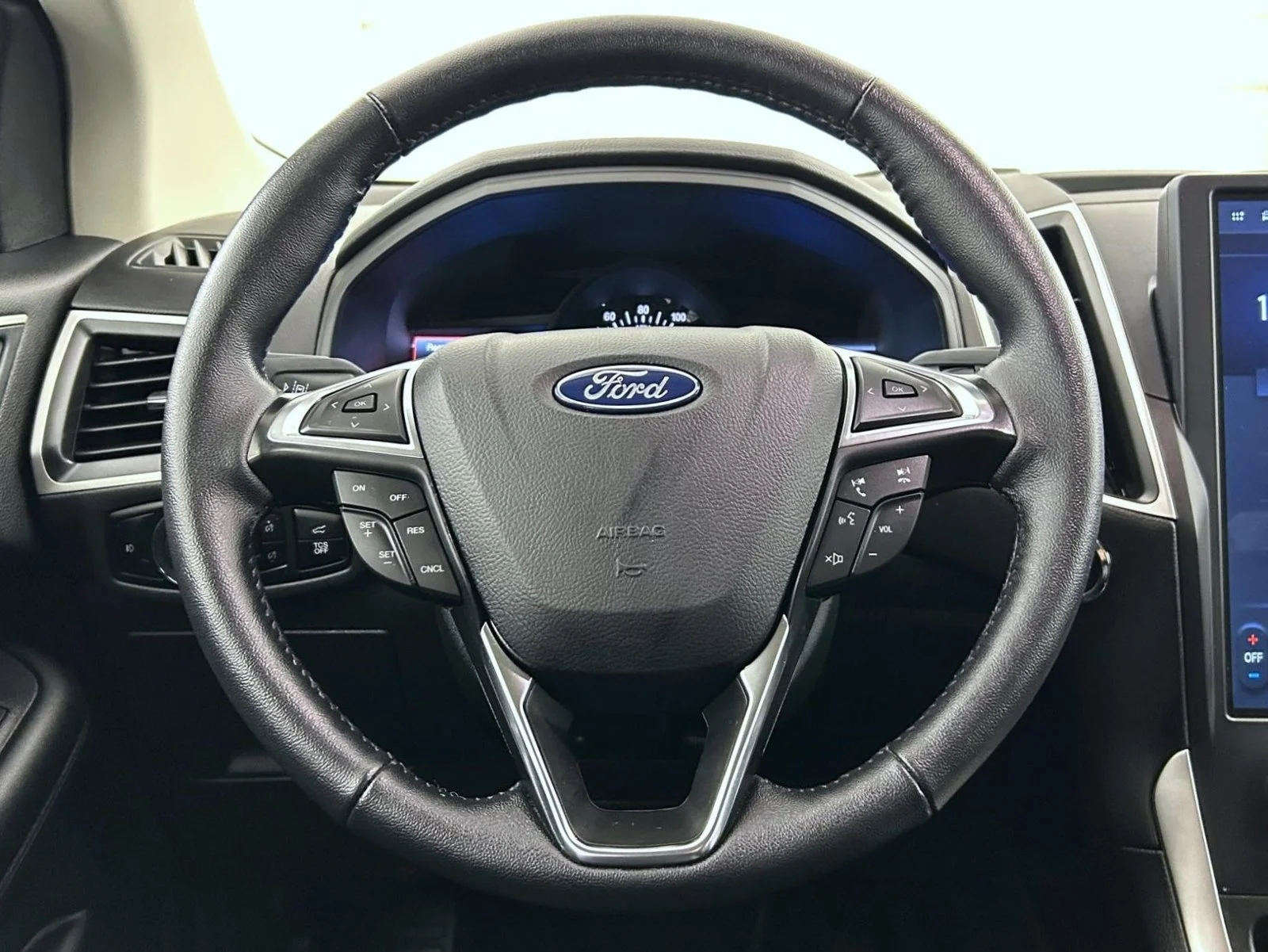 Used 2024 Blue Ford SEL image 11