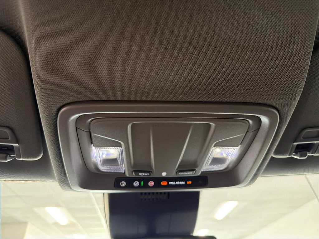 New 2026 Onyx Black GMC Pro image 18
