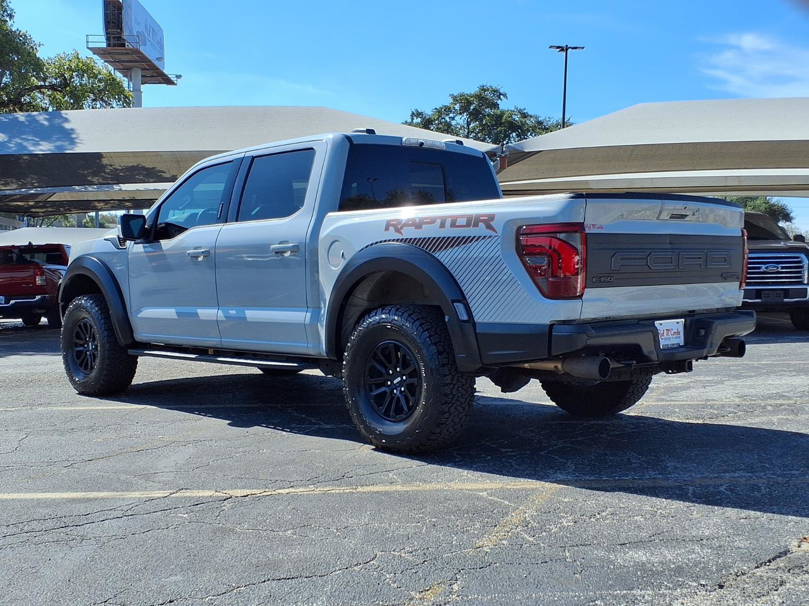 Used 2026 Avalanche Ford Raptor image 7