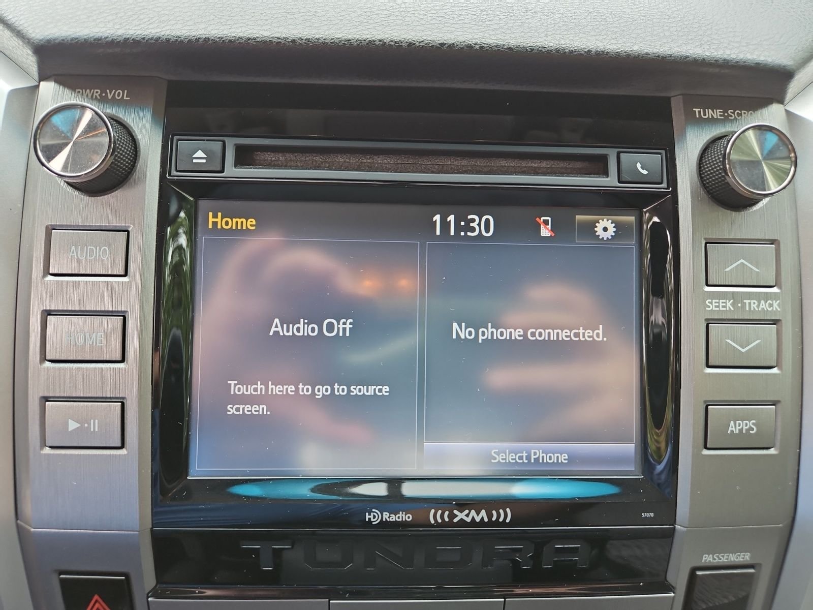 Used 2014 Red Toyota SR5 image 28