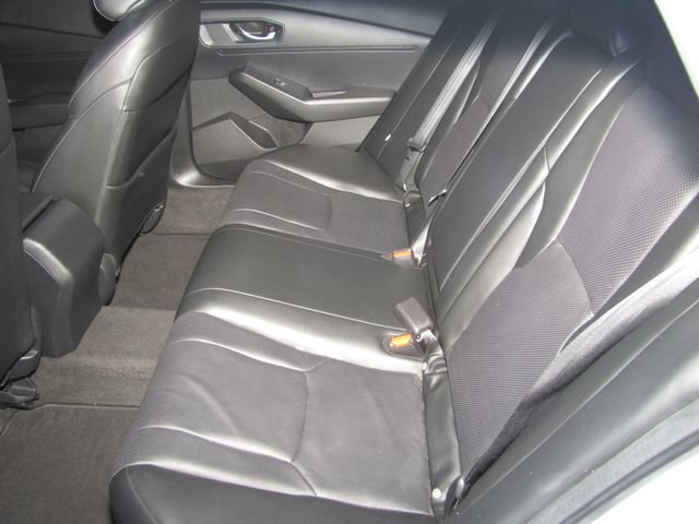 Certified Used 2023 Platinum White Pearl Honda Sport-L image 12