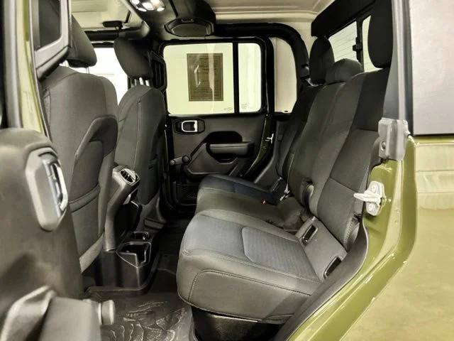 Used 2022 Green Jeep Willys image 19