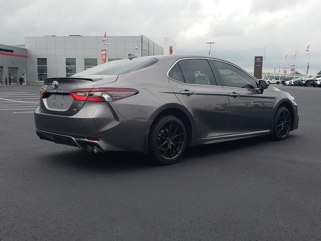 Used 2024 Gray Toyota SE image 5
