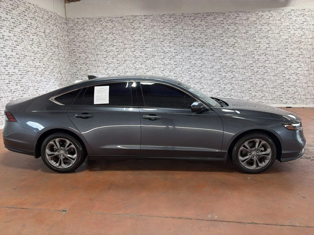 Used 2024 Gray Honda EX image 8