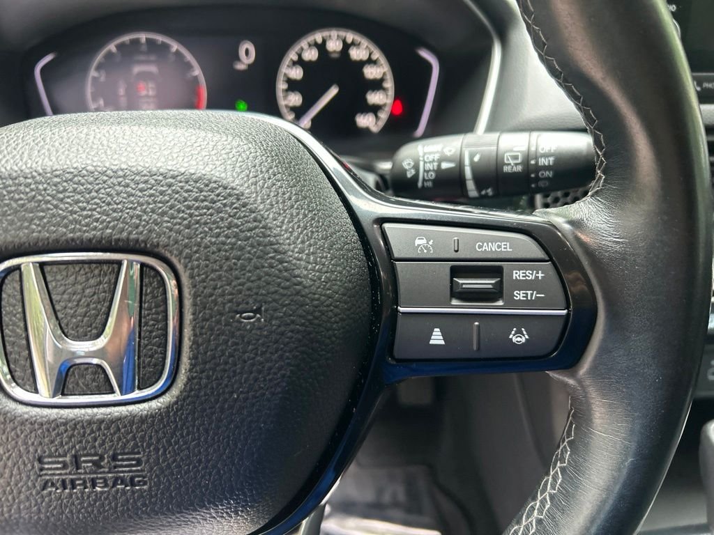 Used 2023 Black Honda EX-L image 22