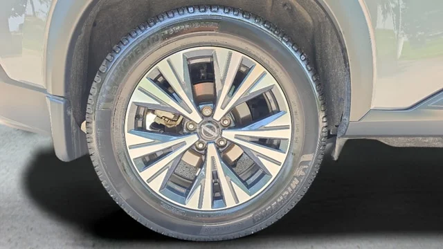 Used 2023 Gun Metallic Nissan SV image 40