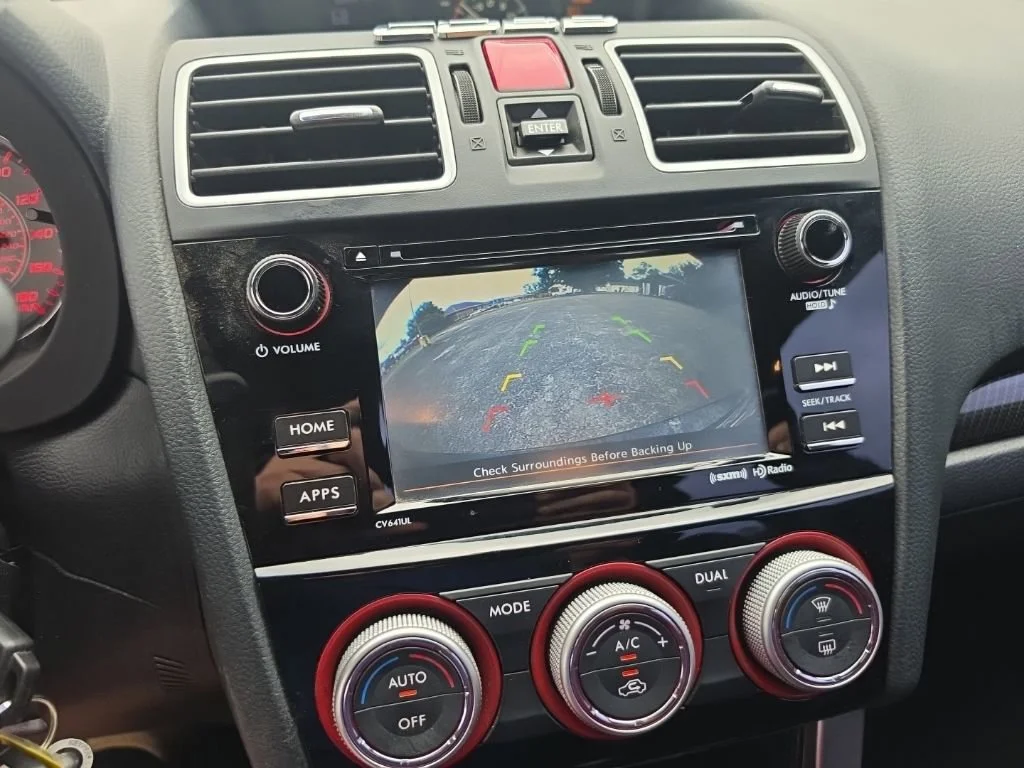 Used 2016  Subaru Base image 23