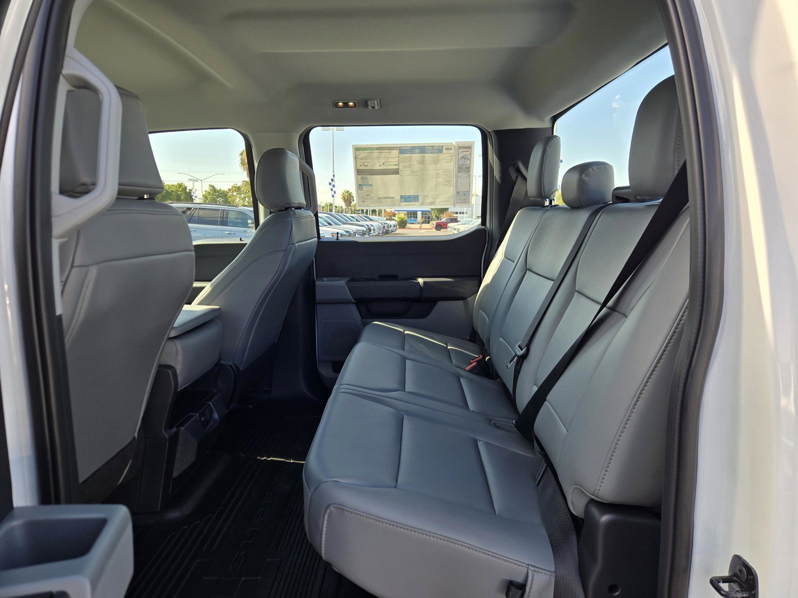 New 2026 Oxford White Ford F-350® XL image 7